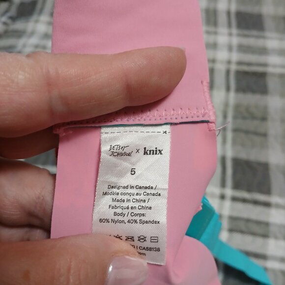 Knix bras - Picture 4 of 4